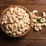 1 KG PACK OF CASHEWS